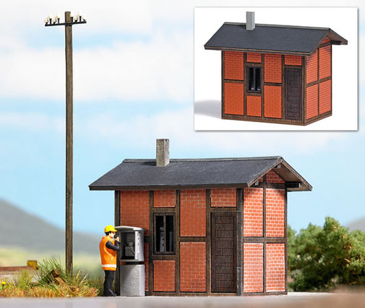 Busch 1621 HO Scale Switchman's Hut -- Laser-Cut Wood Kit - 2-1/16 x 1-11/16 x 1-15/16"  5.2 x 4.3 x 4.9cm