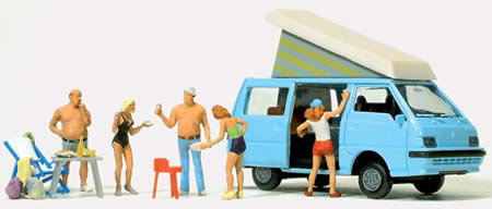 Preiser 33246 HO Scale Sports & Recreation -- Barbecue At The Camp Site w/5 Figures, Vehicle & Accessories