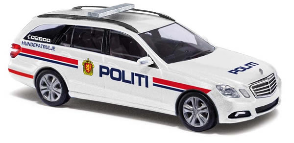 Busch 44270 HO Scale 2009 Mercedes-Benz E Class T Modell Station Wagon - Assembled -- Norwegian Police (whie, red, blue, German Lettering)
