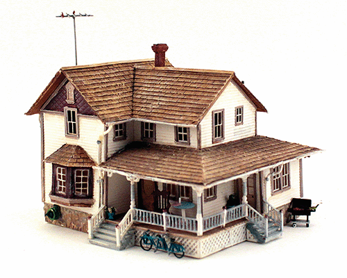 Woodland Scenics 5046 HO Scale Built & Ready(R) Landmark Structures(R) -- Corner Porch House - 5-5/8 x 4-5/8" 14.2 x 11.7cm