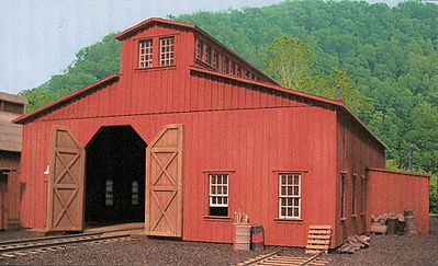 BTS (Better Than Scratch) 27488 HO Scale McCabe Lumber Rail Facility Series - Kit (Laser-cut Wood) -- Machine Shop - Standard Gauge - 8-7/16 x 11-1/2" 21.4 x 29.2cm