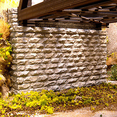 Chooch Enterprises 9850 N Scale Double-Track Cut Stone Bridge Abutment -- 2-3/4 x 5/8 x 2-1/4" 7 x 1.6 x 5.7cm pkg(2)