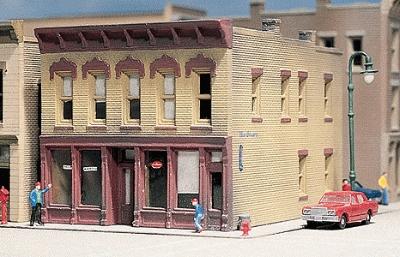 Design Preservation Models 50200 N Scale DPM Structure Kits -- Hayes Hardware - 2-1/2 x 3-1/4"  6.4 x 8.3cm