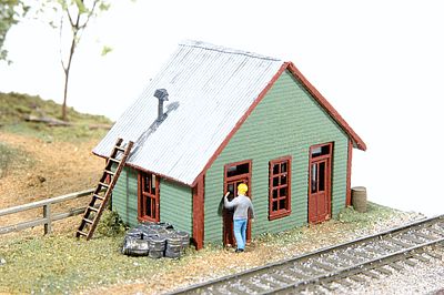 JL Innovative Design 450 N Scale East Junction Yard Office -- Kit