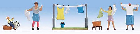 Noch 15595 HO Scale Laundry Day -- 4 figures, Clothesline, Hampers