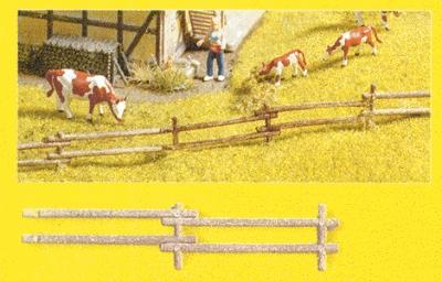 Noch 33010 N Scale Field Fence -- 2-1/4 x 1/4" 5.8cm x .7cm pkg(18)