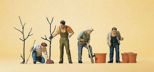 Preiser 10466 HO Scale People Working -- Men Planting Trees