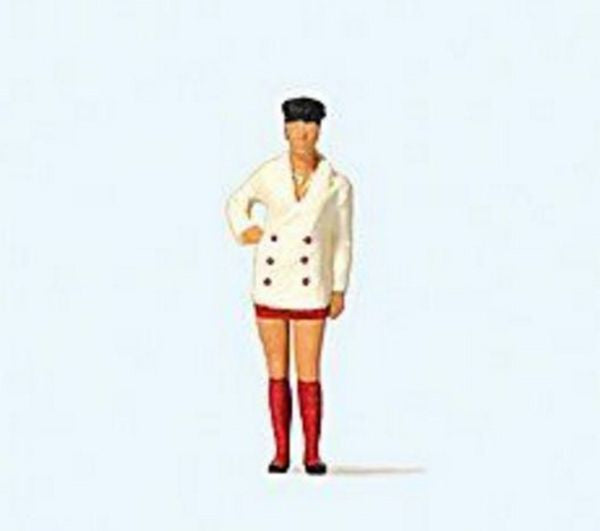 Preiser 28196 HO Scale Woman Waiting