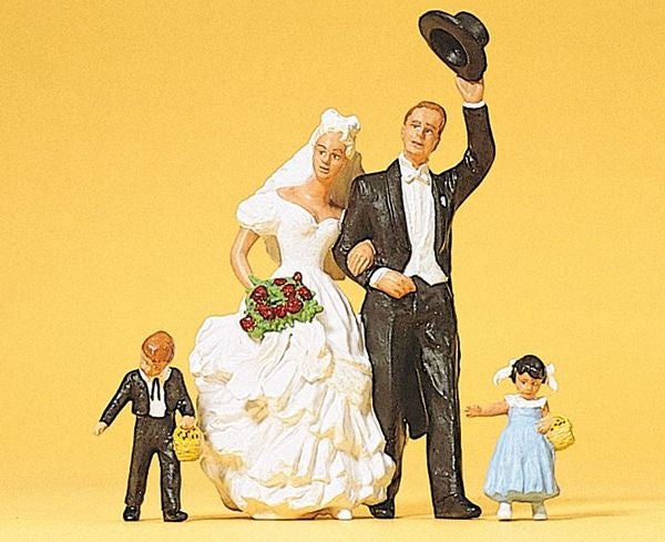 Preiser 45041 G Scale Bride, Groom, Ring Bearer & Flower Girl