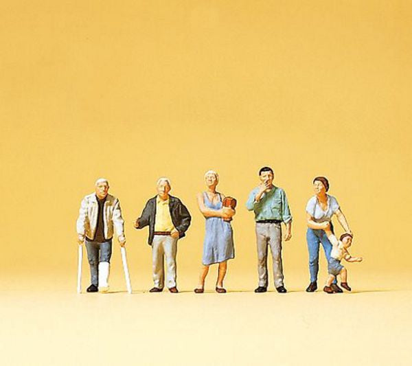 Preiser 79157 N Scale Pedestrians -- Passers-By #1