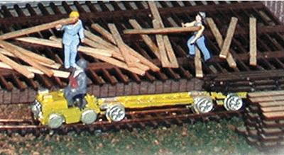 The N Scale Architect 20032 N Scale Critter Locomotive & Driver -- Also Includes 5 Lumber Bogies